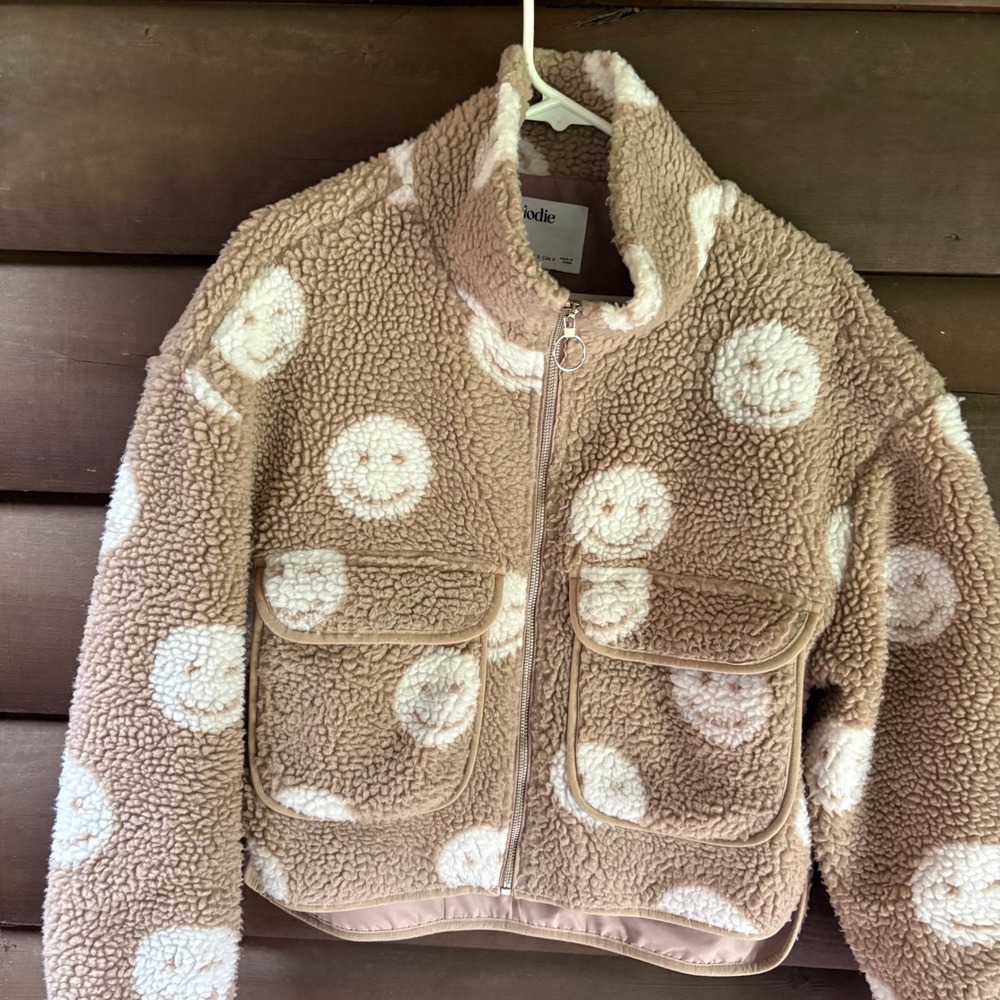 Elodie Smiley Face Sherpa Fleece Jacket Tan Beige Full Zip Cropped Small